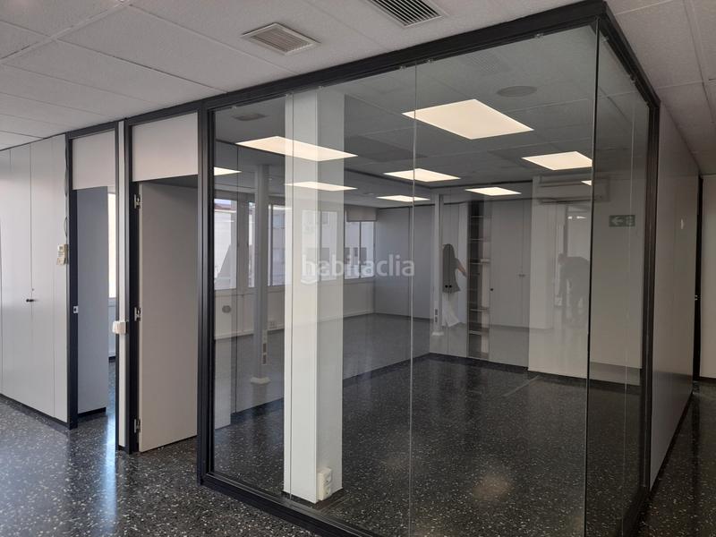 Foto 6af76d09-55ca-44e8-8979-fb52c16518ac. Rent office space with heating in L´Antiga Esquerra de l´Eixample Barcelona