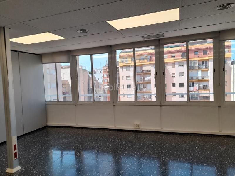 Foto f372d7e7-6261-4eba-8af5-818a926d558a. Rent office space with heating in L´Antiga Esquerra de l´Eixample Barcelona