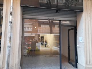 Lloguer Local Comercial a Putget - Farró. Calle de pequeños comercios