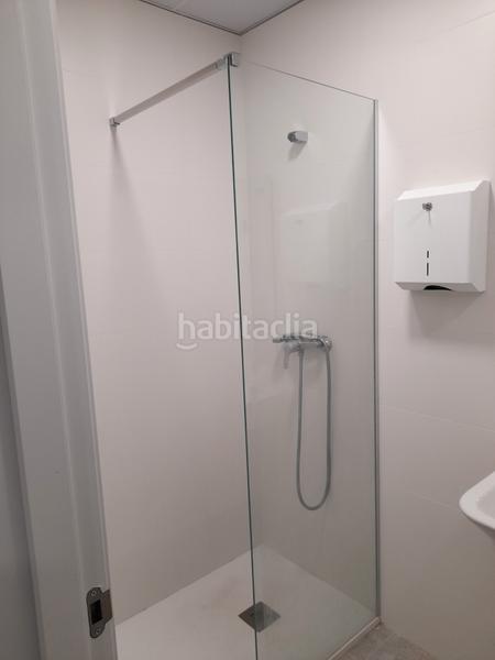 Foto cbd6a80f-54a6-4536-a063-d4e85daa3b87. Alquiler oficina posibilidad varias superficies y varios despachos en Hospitalet de Llobregat (L´)