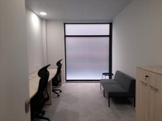 Location Bureau  Carrer del general prim. Posibilidad varias superficies y varios despachos