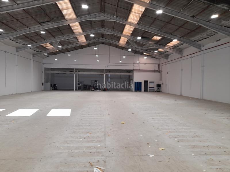 Foto 3dcb092e-b4f8-4e64-994a-8495484ce94b. Rent industrial building with heating in Parc Central Barberà del Vallès