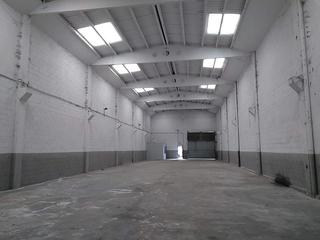 Lloguer Nau industrial  C-63. Lista para entrar
