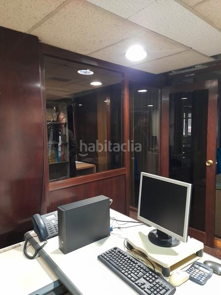 Foto d07a4783-5676-47a3-9698-037b47332f3a. Alquiler oficina buena imagen en La Salut Barcelona