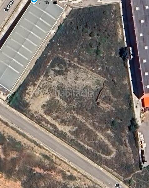 Foto 0ac25673-f4ce-4bc0-8965-c403db8d096f. Location terrain industriel dans Piera