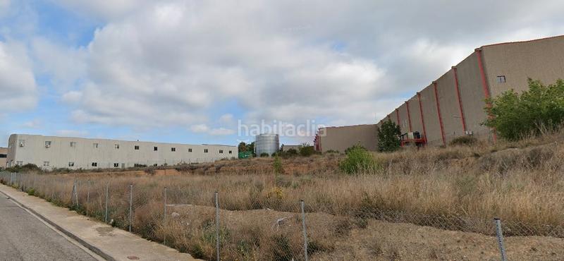 Foto fbcdb088-fc27-40c7-8b90-bba40cf030a4. Location terrain industriel dans Piera