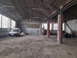 Fabrikhalle in Carrer Pau Casals