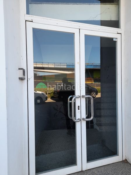 Foto 6a5d988d-c417-4eb8-807f-315ed325e8d0. Local comercial amb calefacció a Sant Celoni