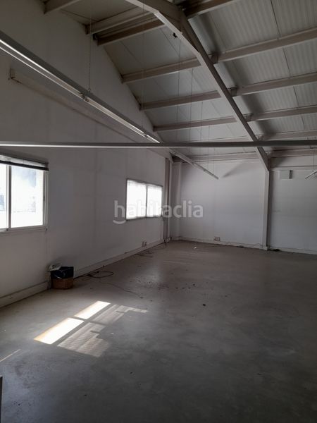 Foto 9fa003e1-83c7-4ce5-a666-fbd0999a055e. Local comercial amb calefacció a Sant Celoni