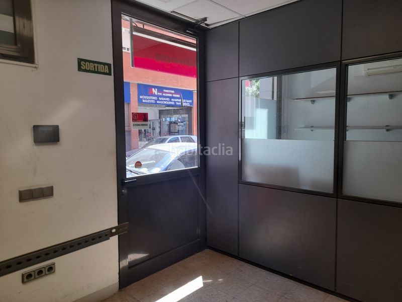 Foto b5ef837c-700d-471e-97b2-94690c2f894e. Local comercial amb calefacció a Santa Eugenia Girona