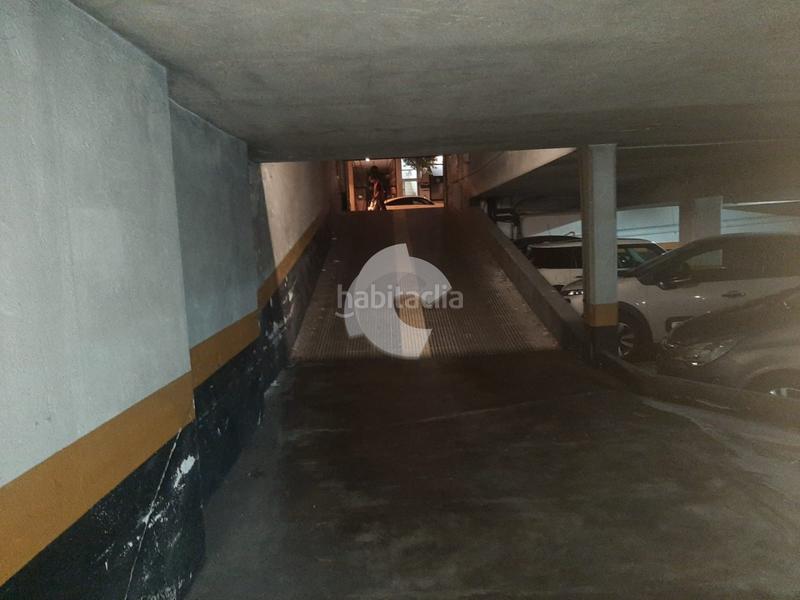 Foto 80a368d9-bfbb-4069-99e0-fdfadf837ef7. Posto auto in Centro - Areal Vigo