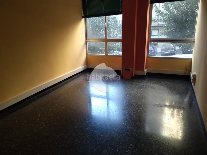 Foto 071e3457-aad6-482a-a99f-16883964c626. Miete büro in Plaza España - Corte Inglés Vigo