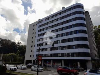 Local commercial à Sardoma - Castrelos. Local comercial en venta con una superficie de 63 m, situado en