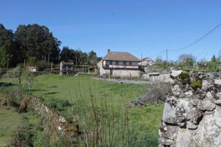 Maison à Fornelos de Montes. Venta de espectacular casa de piedra antigua para su reforma int