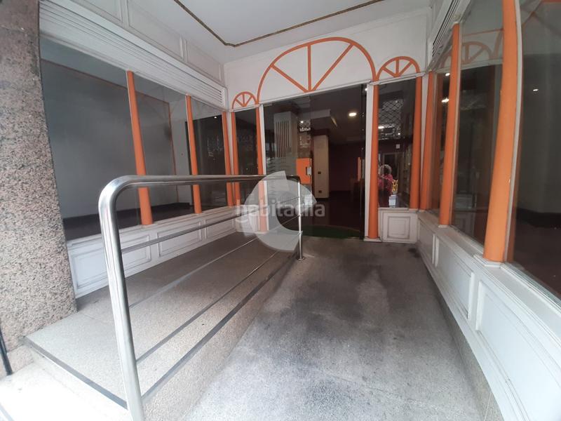 Foto 230e8965-c218-4153-a4aa-af506f1a880c. Local comercial oportunidad! local comercial en venta excelente ubicación y gran visibilidad se vende local comercial muy luminoso, ideal para cu en Vigo