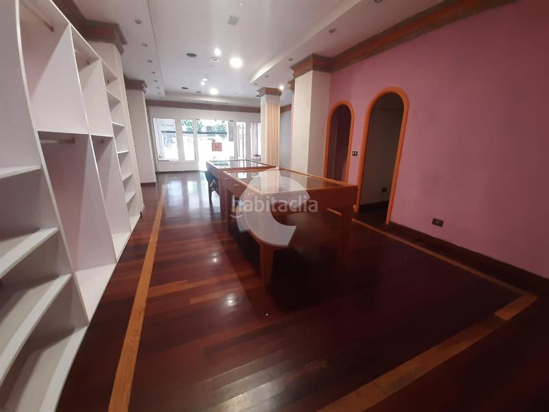 Foto 6192e234-661c-4574-a878-e539edfcffed. Local comercial oportunidad! local comercial en venta excelente ubicación y gran visibilidad se vende local comercial muy luminoso, ideal para cu en Vigo