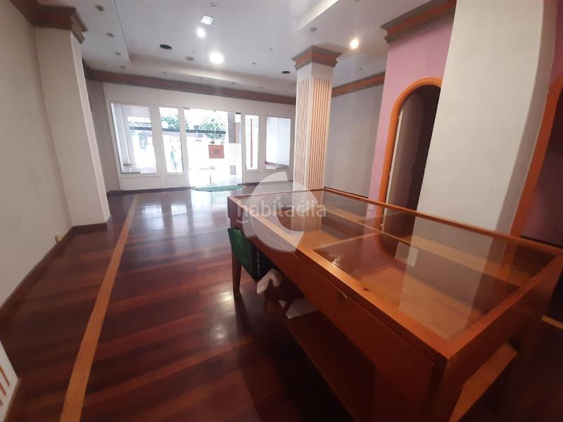 Foto b6918c56-1d8d-469f-9cce-b5fe16ed0776. Local comercial oportunidad! local comercial en venta excelente ubicación y gran visibilidad se vende local comercial muy luminoso, ideal para cu en Vigo