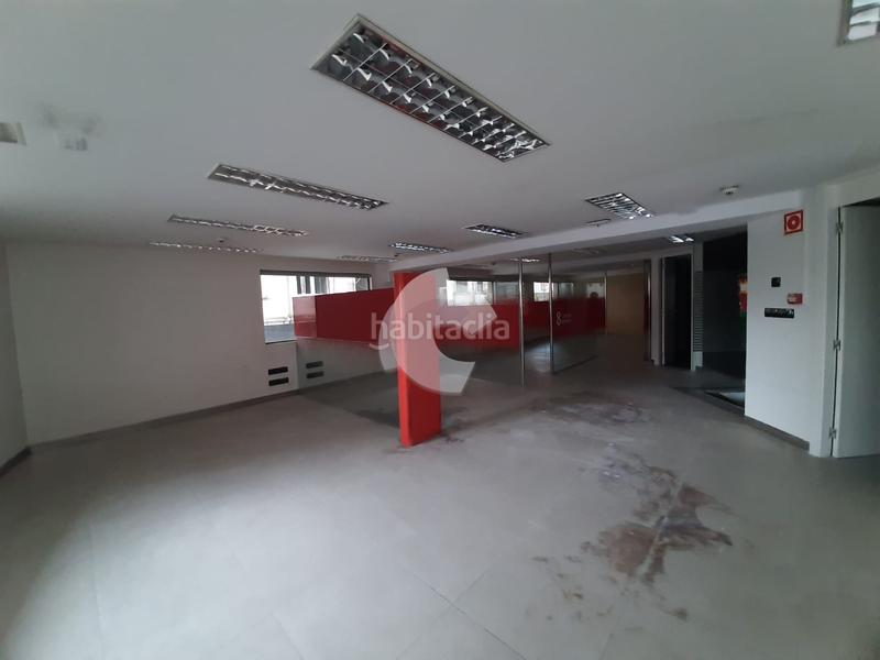 Foto 7e2408d2-a4ae-4d1c-bc91-f58e29635468. Lloguer local comercial a Porriño (O)