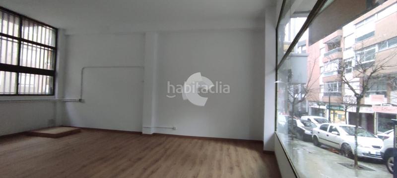 Foto fe8331af-e6a5-4cf9-88db-5b7f8ff0ee20. Affitto locale commerciale in Plaza Independencia Vigo