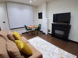 Lloguer Apartament a Plaza España - Corte Inglés. Acogedor apartamento amueblado con un dormitorio semi independie