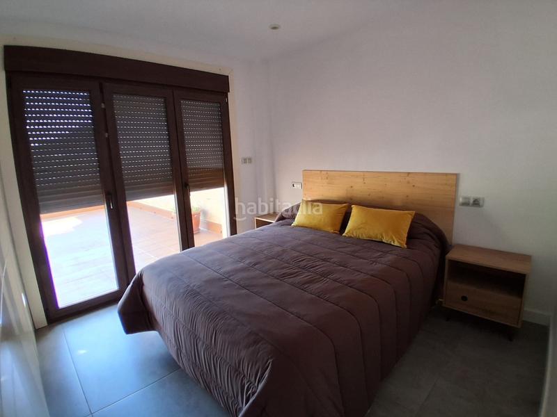 Foto 54d98065-59e5-4bb1-a983-10e6af343a28. Piso  muy luminoso en seixo, . la vivienda se distribuye en dos habitaciones con armarios empotrados lacados en blanco y salid en Marín