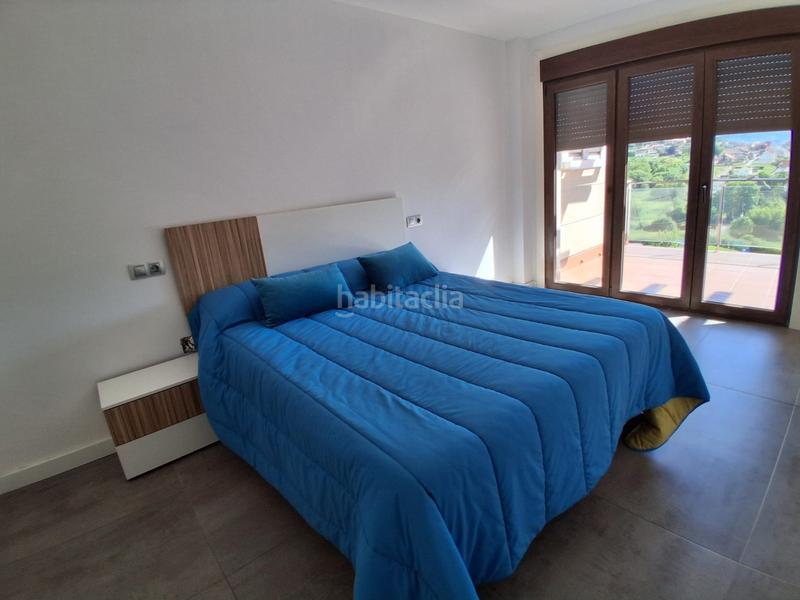 Foto 68cbfd1b-eb2b-4d05-968c-24c179661954. Piso  muy luminoso en seixo, . la vivienda se distribuye en dos habitaciones con armarios empotrados lacados en blanco y salid en Marín