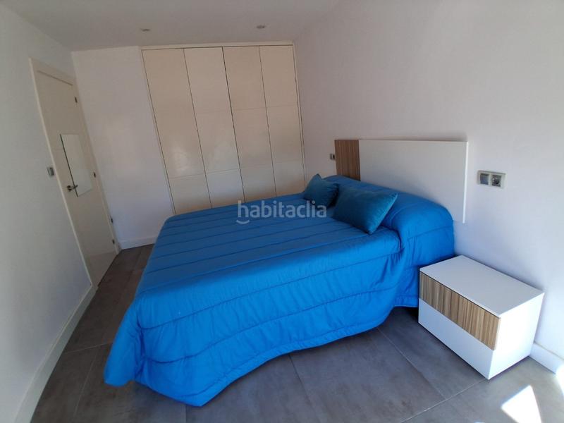 Foto 734599c4-2ef1-4466-9396-58a2f29c9f26. Piso  muy luminoso en seixo, . la vivienda se distribuye en dos habitaciones con armarios empotrados lacados en blanco y salid en Marín
