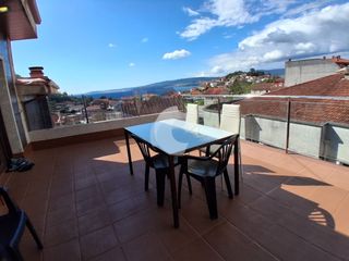 Piso en Marín. Piso muy luminoso en seixo, marín. la vivienda se distribuye en
