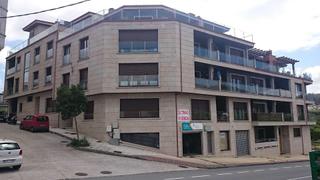 Appartement à Marín. Piso muy luminos en seixo, marín. la vivienda se distribuye en d