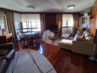 Location Appartement à Plaza Independencia. Alquiler de inmejorables calidades. piso amueblado de 160m2 de 4