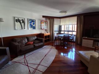Location Appartement à Plaza Independencia. Alquiler de inmejorables calidades. piso amueblado de 160m2 de 4
