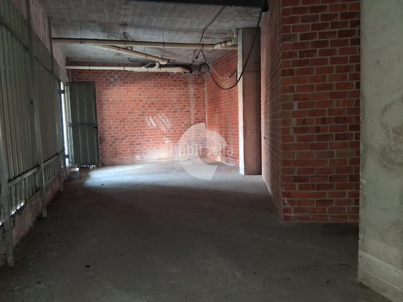 Foto 4f04d54b-8b4e-455f-9db2-ccb06c6a4a85. Local comercial a Sardoma - Castrelos Vigo