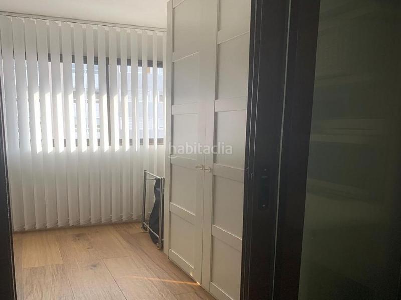 Foto 53701c63-27d9-4438-8e69-c2c9d92c6516. Piso bonito apartamento reformado de 71 metros que consta de salón, cocina independiente con cerramiento acristalado , 2 dormitorios y en Vigo