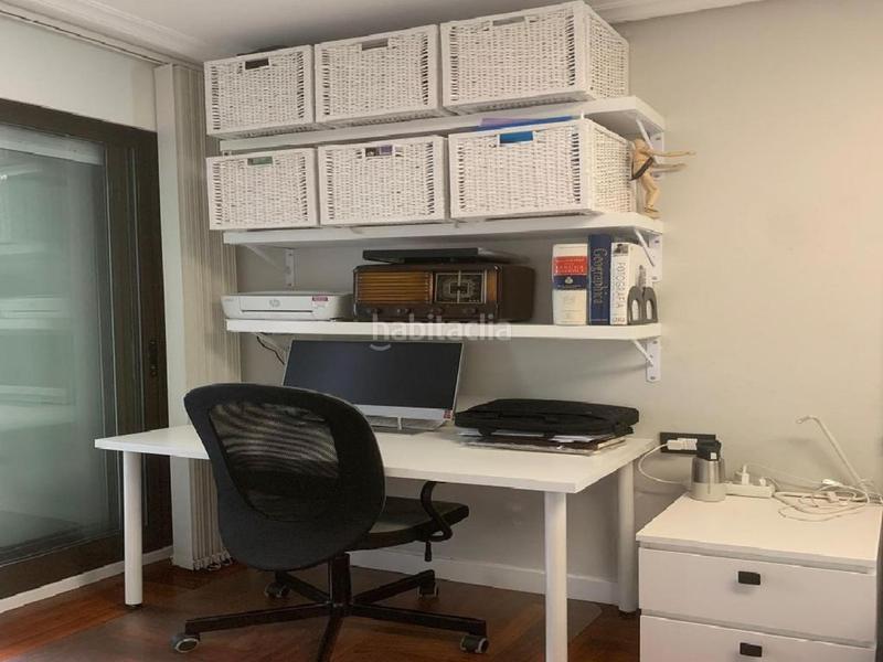 Foto ea110dea-dcfa-40db-919d-0910b014610f. Piso bonito apartamento reformado de 71 metros que consta de salón, cocina independiente con cerramiento acristalado , 2 dormitorios y en Vigo