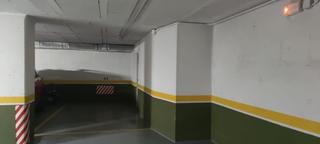 Car parking in Plaza España - Corte Inglés. Oportunidad de compra de plaza de garaje y bodega en pleno centr