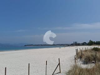 Location Appartement à Coruxo - Oia - Saiáns. Amplio piso muy lumonoso en la playa del vao ideal para pasar el