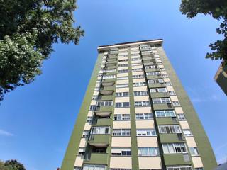 Appartement à Coia. Oportunidad de compra de vivienda completamente exterior para re