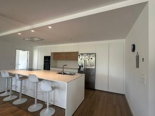 Casa en Gondomar. Venta de chalet totalmente independiente paracticamente a estren