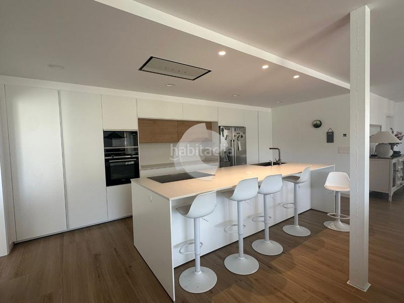 Foto c7f3cfb3-6177-4eb5-aedc-034bab5ae6b0. Casa a Gondomar