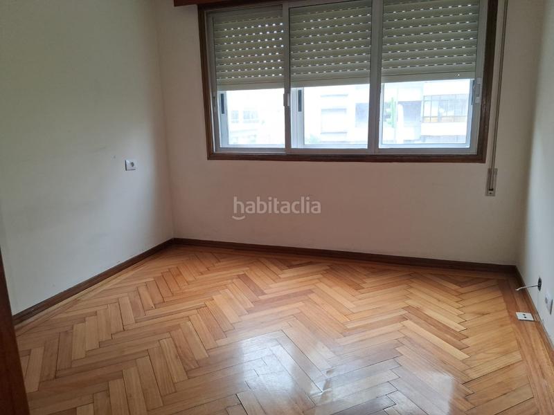 Foto 8fe042dd-f803-42d4-8c2a-7cb290e06b09. Piso amplio y luminoso piso listo para entrar a vivir! descubre este espacioso piso que lo tiene todo para convertirse en tu nuevo hoga en Vigo