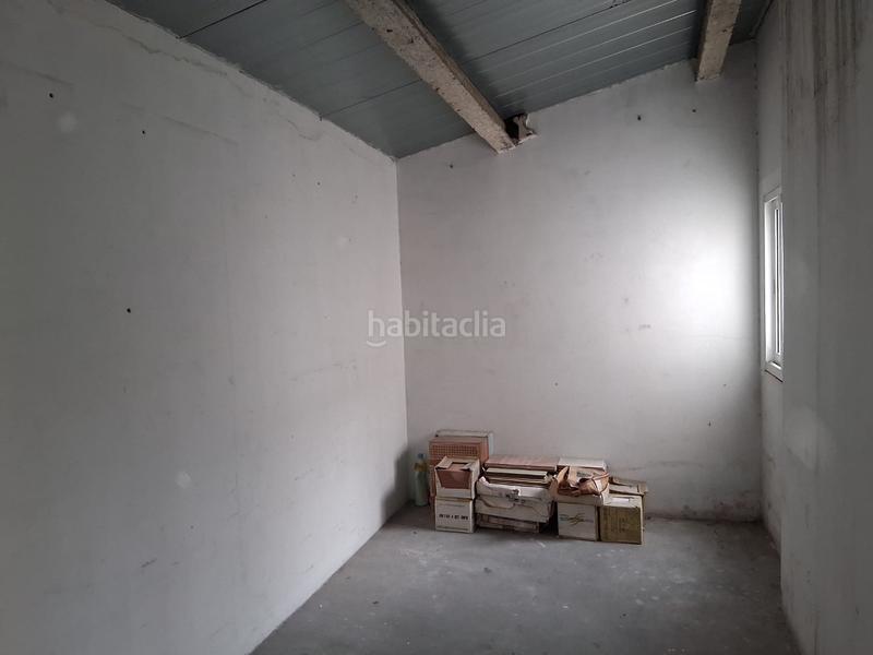 Foto 9940f07c-bf8e-42db-89a9-55cfdca7bb02. Piso amplio y luminoso piso listo para entrar a vivir! descubre este espacioso piso que lo tiene todo para convertirse en tu nuevo hoga en Vigo