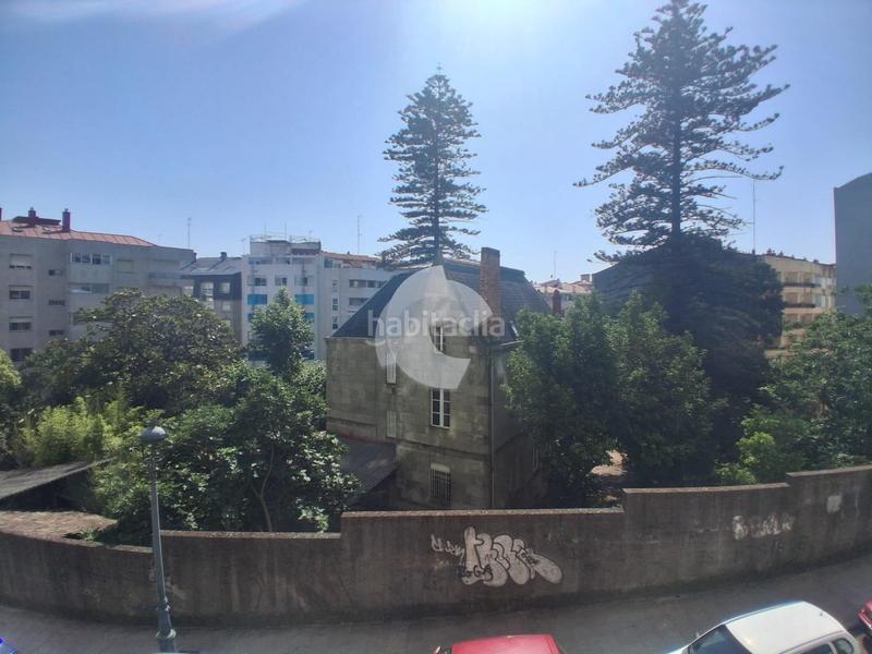 Foto 442f32ef-d41e-4eb1-86dd-62b07c0ac84e. Local comercial a Camelias - Pi y Margall Vigo