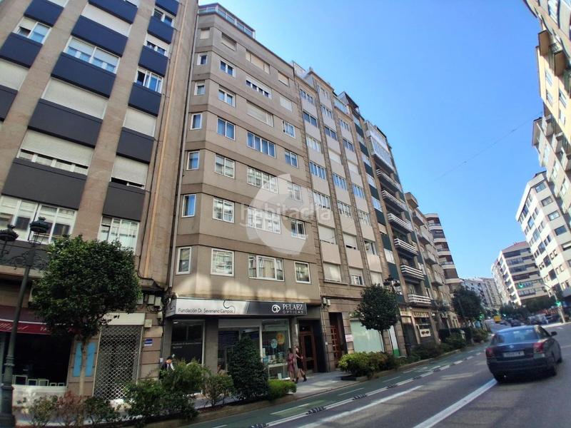 Foto a5f9ab7f-d587-4a0c-a440-0b5db5184e17. Local comercial a Camelias - Pi y Margall Vigo