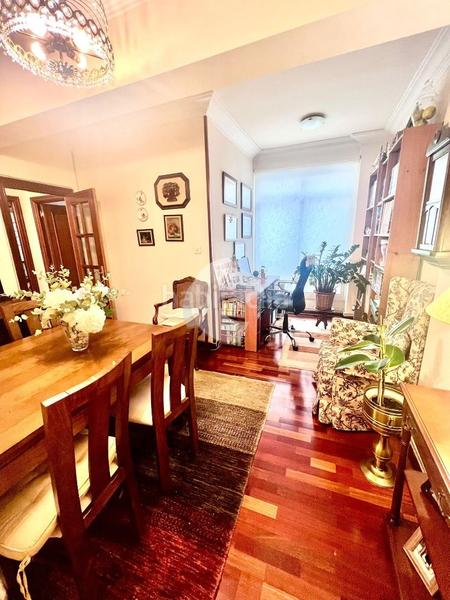 Foto ed907109-766e-414d-9450-116a5c9340ac. Pis a Plaza España - Corte Inglés Vigo