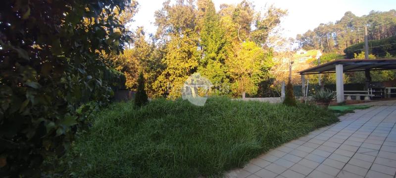 Foto 545b688d-2e17-473d-814d-9f649b3e6f10. Casa in Bembrive Vigo