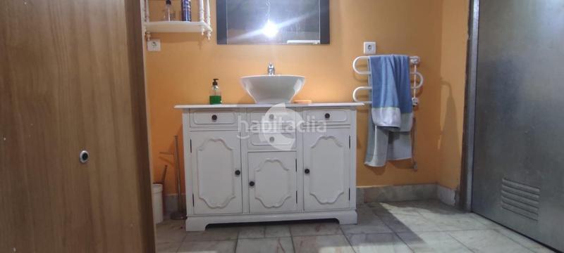 Foto f46fc6fc-754c-43d4-bb75-76658fde6e4f. Casa in Bembrive Vigo