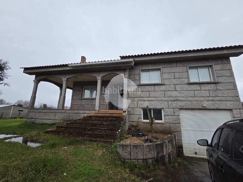 Foto b333fc9f-3602-4eec-b66b-03f7f38057b6. Casa amb aparcament a Tomiño