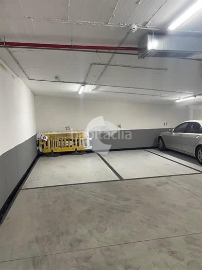 Foto 49399a0b-338d-479d-97cb-a1559b5673d8. Aparcament cotxe a Plaza España - Corte Inglés Vigo
