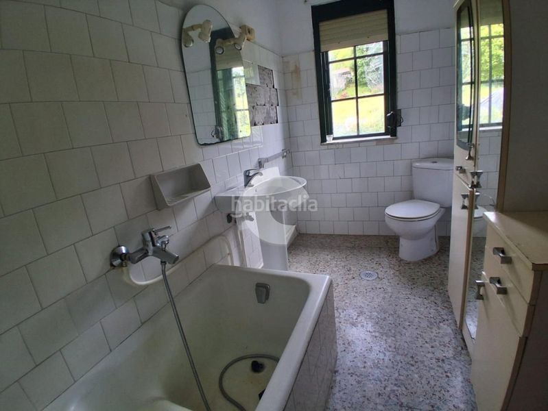 Foto 42cbfaaf-532e-40f6-a768-cdb763cfa106. Casa a Lalín