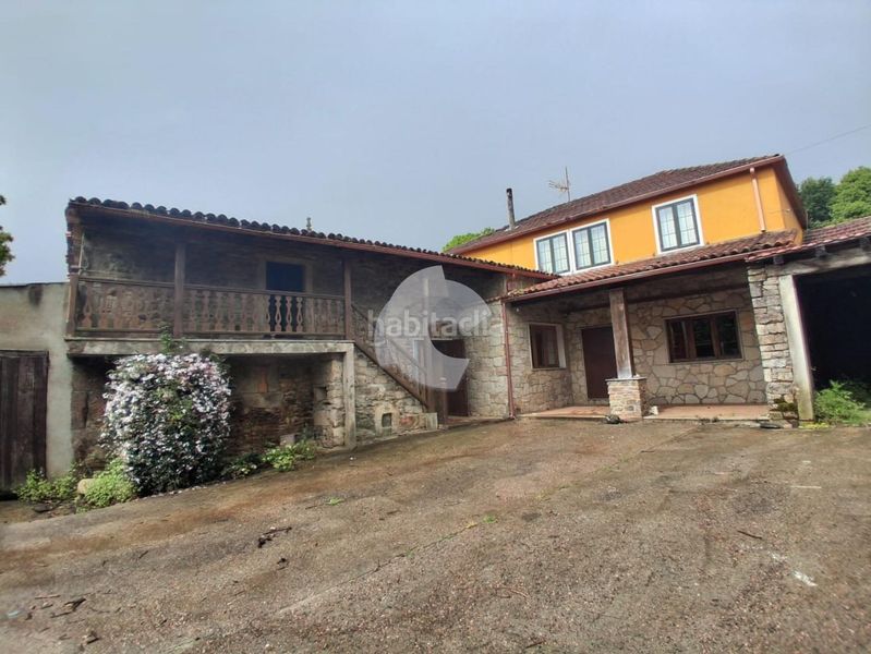 Foto 8d7233ef-a384-4c7f-bf47-5a6ceb994c08. Casa a Lalín